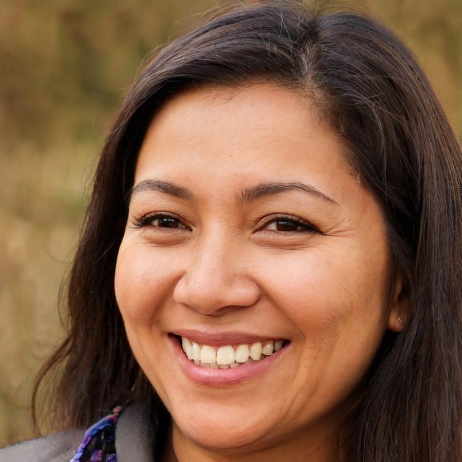 Portrait de Claire Moreau, spécialiste épargne